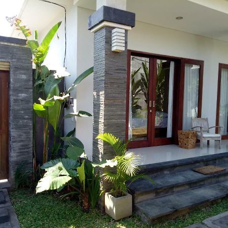Guest House Reisya Nusa Dua  Esterno foto