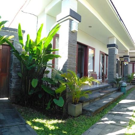 Guest House Reisya Nusa Dua  Esterno foto