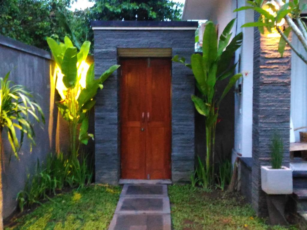 Guest House Reisya Nusa Dua  Esterno foto